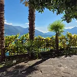 Willa Seefront In - Maggiore, Ticino *