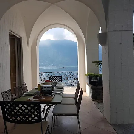 Вилла Seefront In - Maggiore, Ticino Аскона