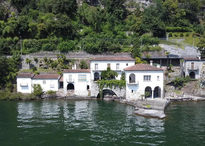 Seefront In - Maggiore, Ticino