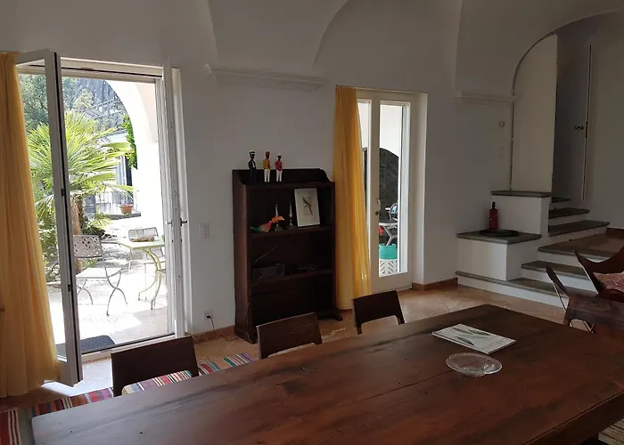Villa Seefront In - Maggiore, Ticino Ascona