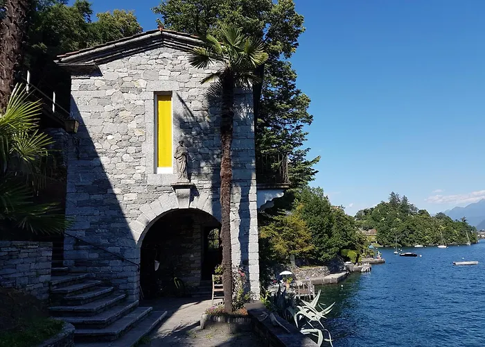 Seefront In - Maggiore, Ticino *