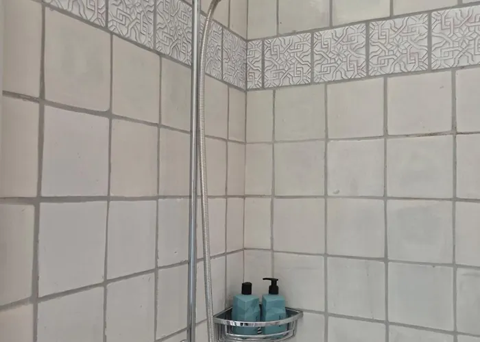 Villa Seefront In - Maggiore, Ticino *